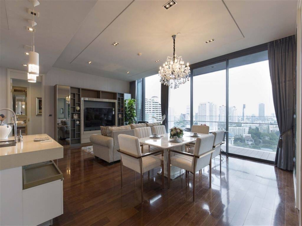 Marque Sukhumvit 39: 2bed 3bath 126.82sqm. 49,000,000 Am: 0656199198