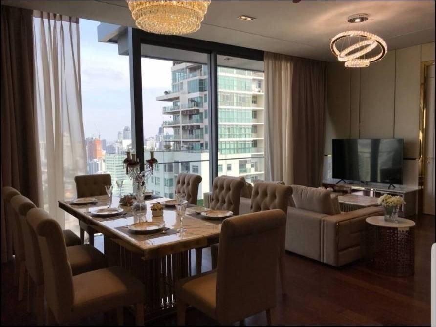 Marque Sukhumvit 39: 2bed 2.5bath 126.82sqm. 180,000/mth Am: 0656199198