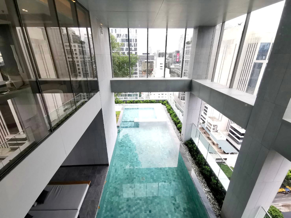 Tonson One Residence: 1bed 1bath 57sqm. 20,800,000 Am: 0656199198
