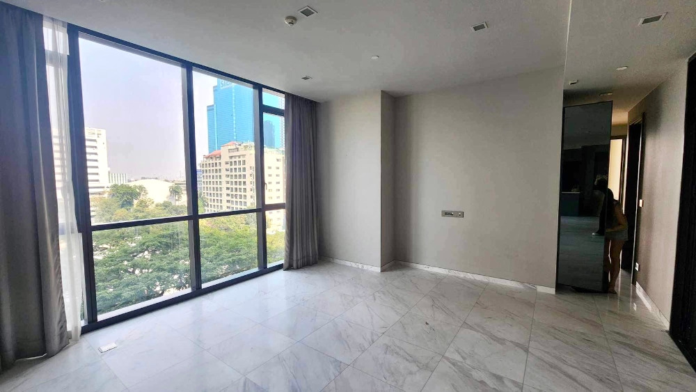 The Monument Thonglor: 2bed 3bath 126 sqm 30,000,000 Am: 0656199198