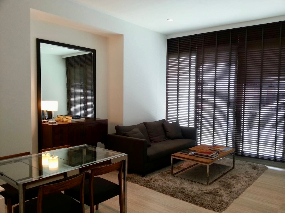 185 Rajadamri: 1bed 1bath 70sqm 65,000/mth Am: 0656199198