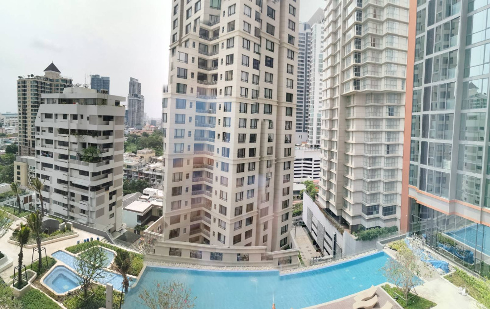 Supalia Icon Sathorn: 3bed 3bath 100.5 sqm. 20,800,000 Am: 0656199198