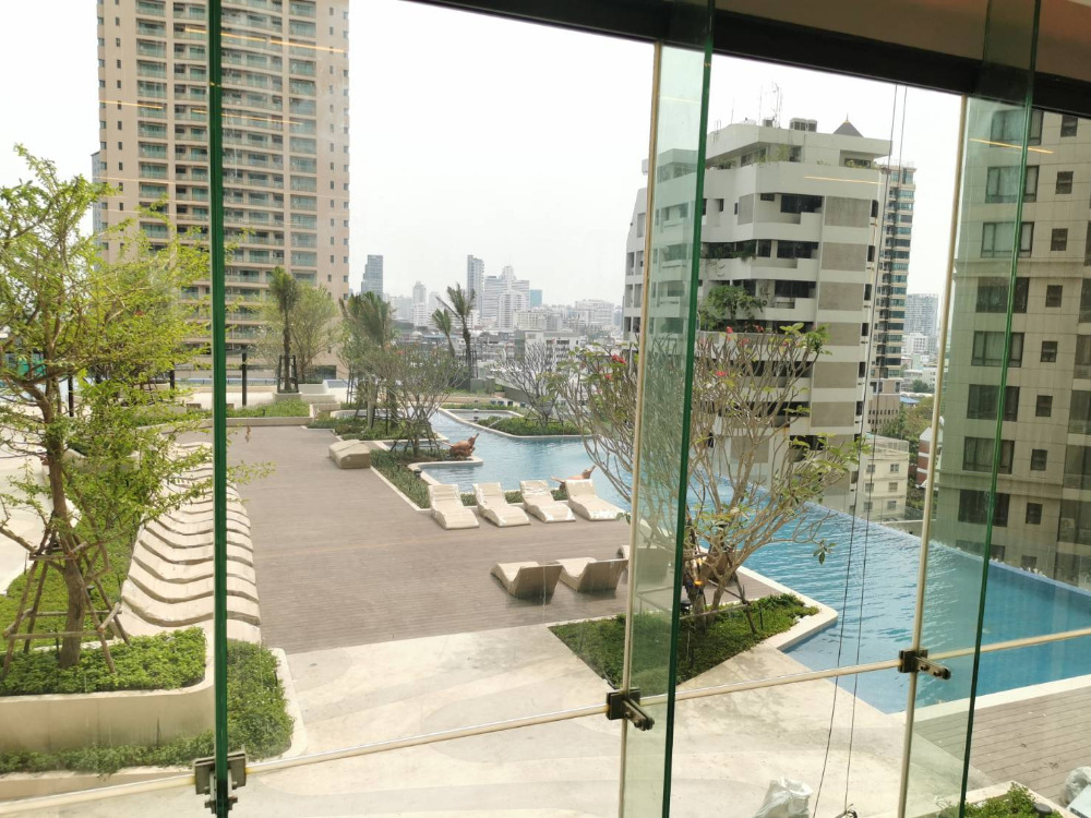 Supalia Icon Sathorn: 3bed 3bath 100.5 sqm. 20,800,000 Am: 0656199198