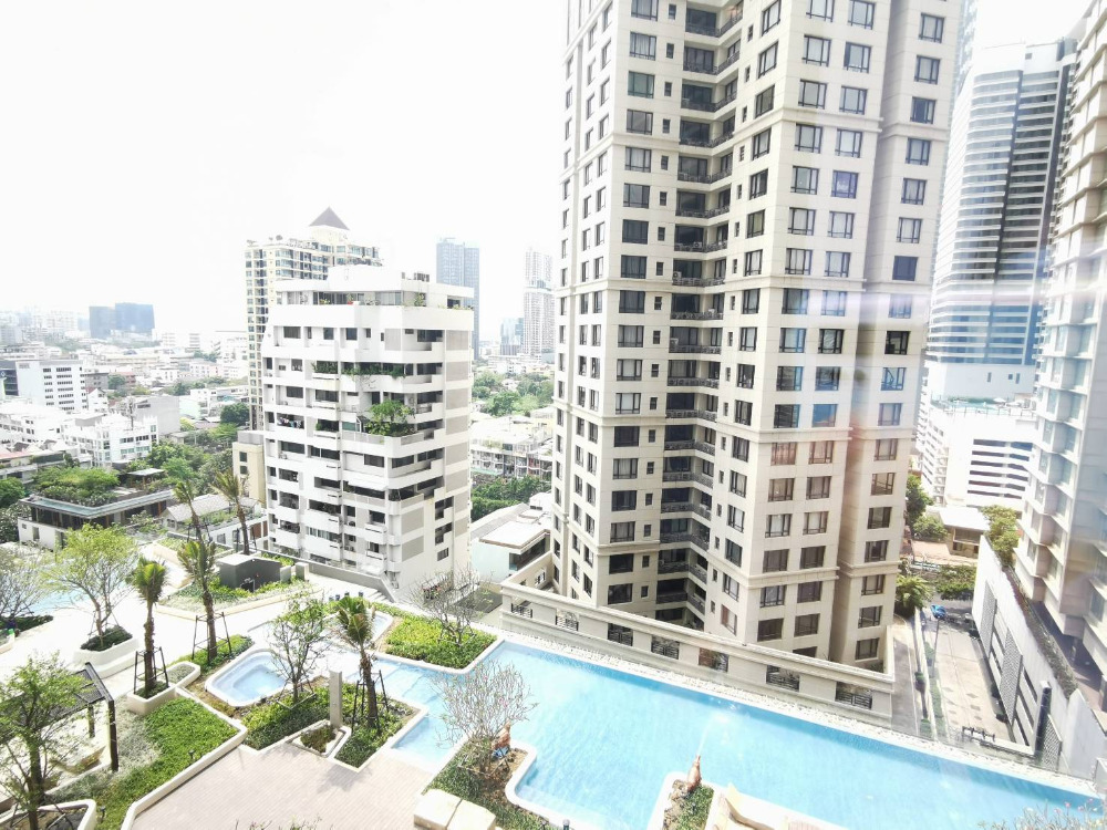 Supalia Icon Sathorn: 1+1bed 57.5sqm. 11,700,000 Am: 0656199198