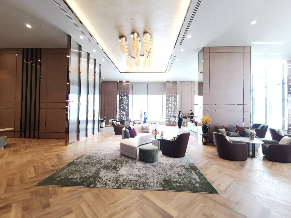 Supalia Icon Sathorn: 1+1bed 57.5sqm. 11,700,000 Am: 0656199198