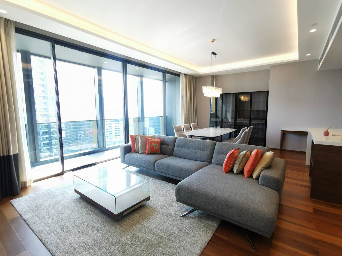 The Estelle Sukhumvit 26: 2bed 2bath 133 sqm. Sell: 49,000,000  Rent: 165,000/mth. Am: 0656199198