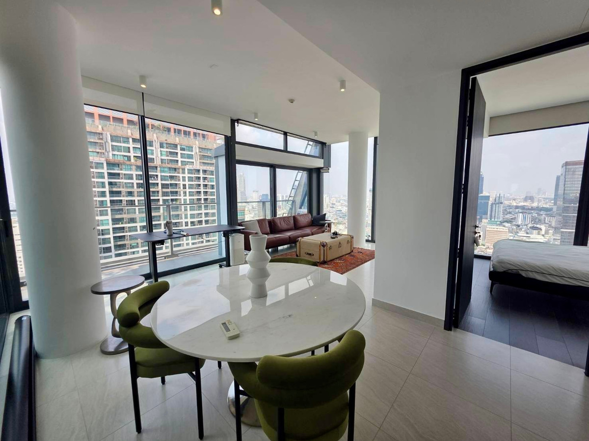 Tait 12: 2bed 2bath 92.5sqm. 3X Fl 25,000,000 with pocket garden Am: 0656199198