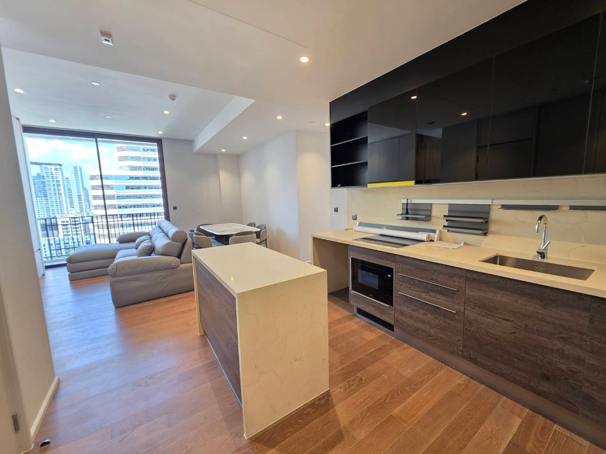 Muniq Langsuan: 86.01 sqm. 2bed 2bath 86.01sqm. 32,000,000 Am: 0656199198