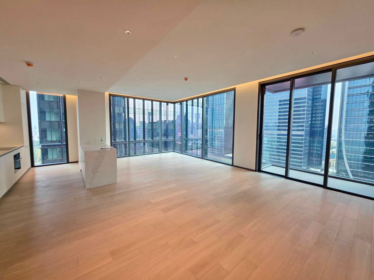 EI8TEEN SEVEN One Bangkok: 2bed 2.5bath 135sqm. 41,000,000 Am: 0656199198