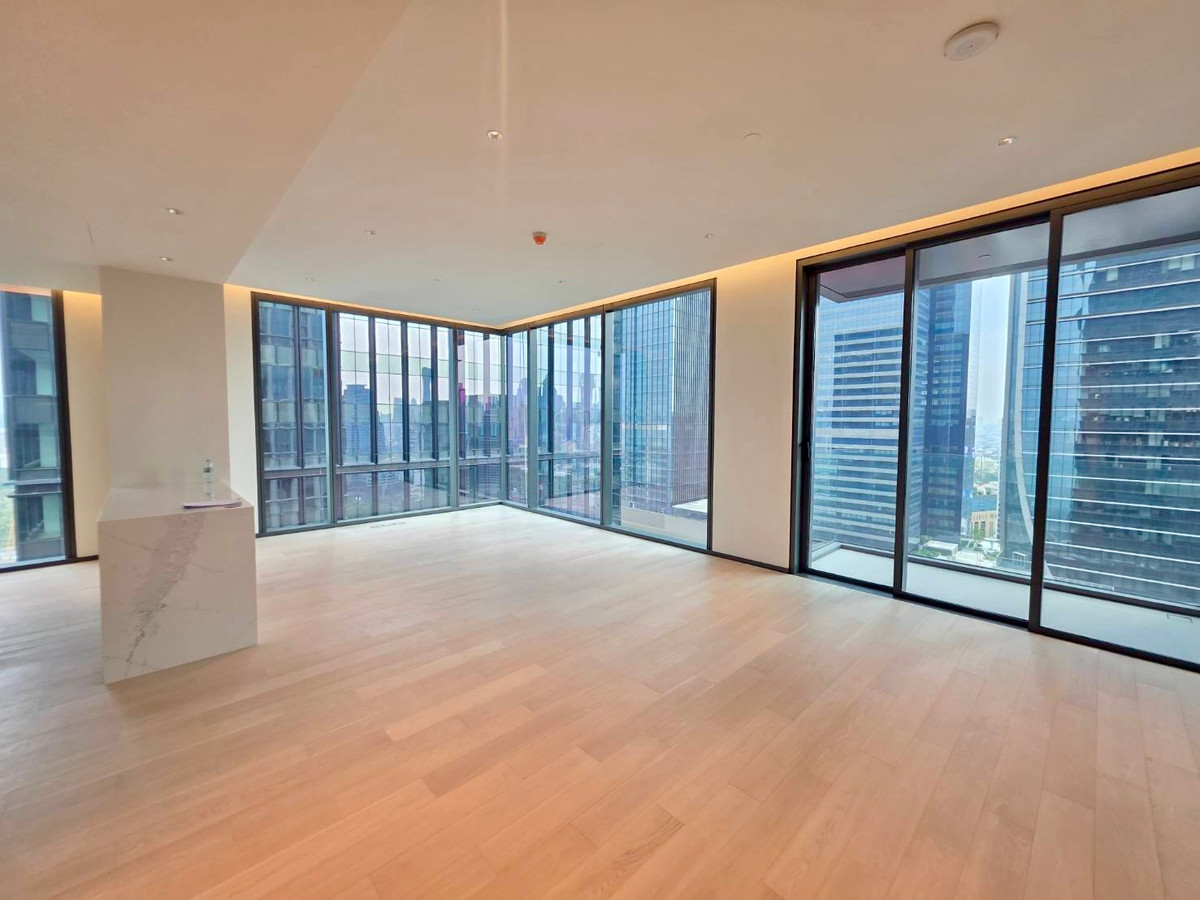 EI8TEEN SEVEN One Bangkok: 2bed 2.5bath 135sqm. 41,000,000 Am: 0656199198