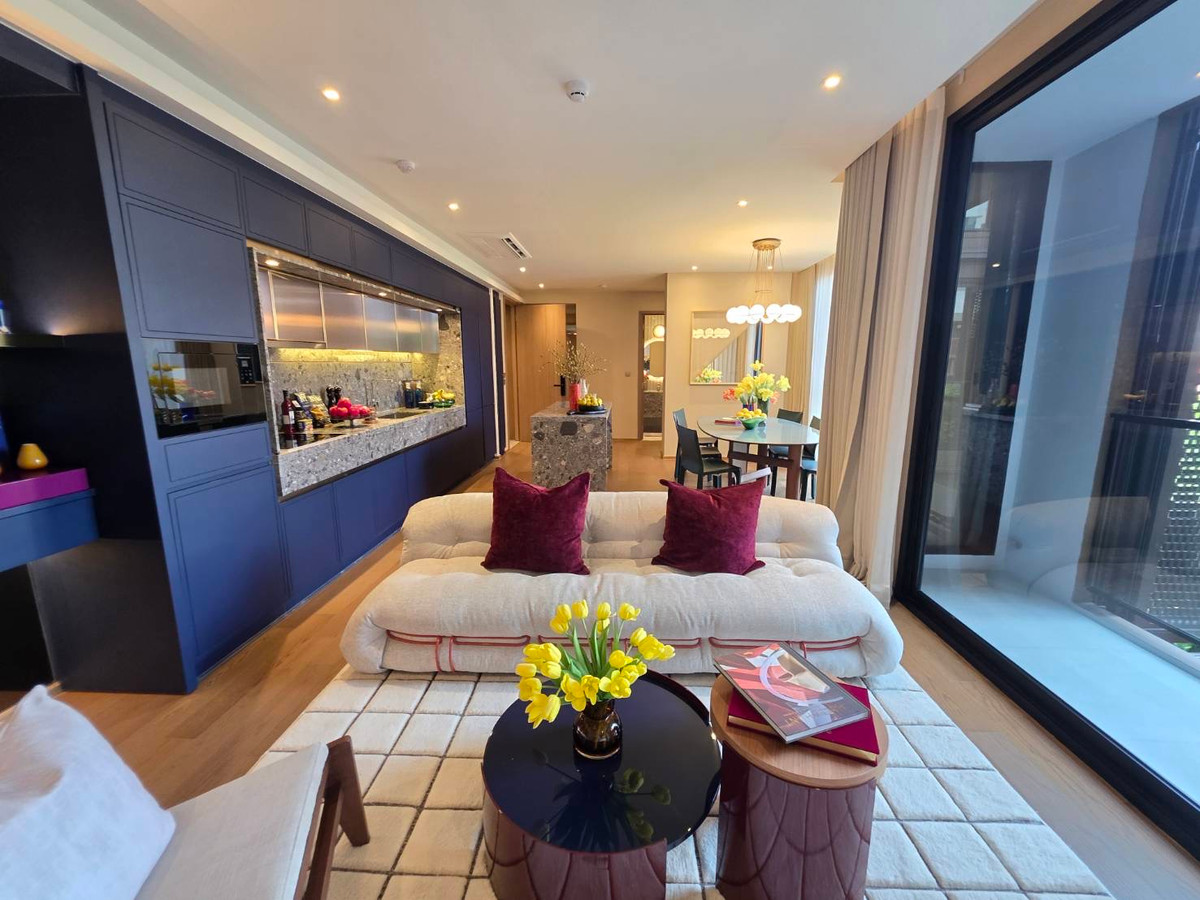 Via 34 (Sukhumvit 34): 2bed 2bath 125.13sqm. from 34 million Am: 0656199198