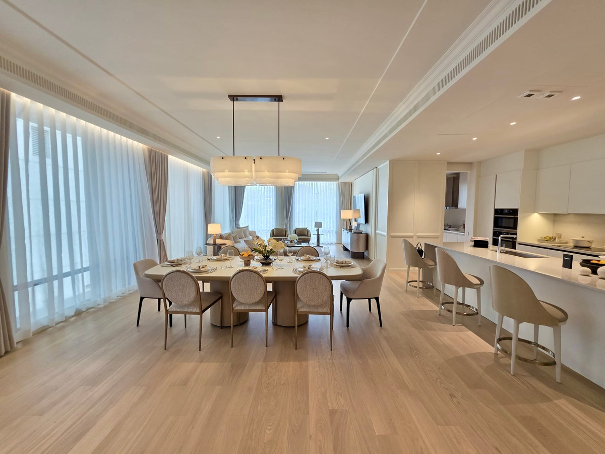 Intercontinental Residences Bangkok Asoke: 3bed 3.5bath 193sqm. with maid and laundry area 63,800,000 Am: 0656199198