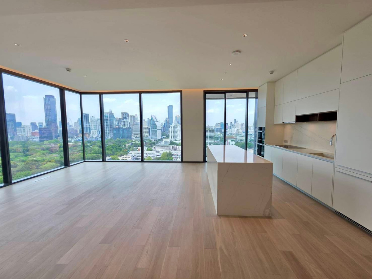 EI8HTEEN SEVEN One Bangkok: 3bed 3bath 173sqm. 2X Fl Sell: 75,000,000 Rent: 380,000  Am: 0656199198 Corner full Lumpini view