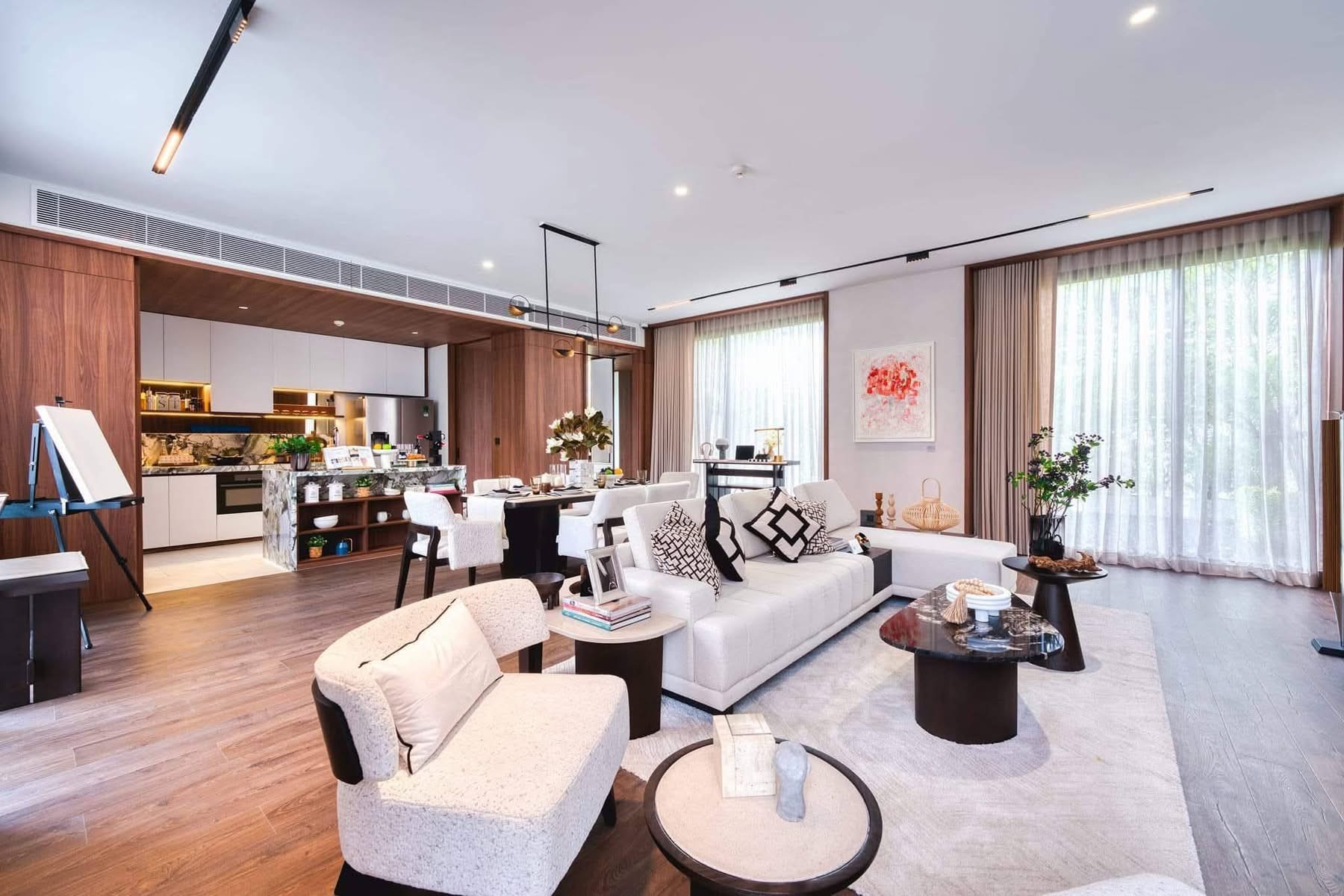 Romm Convent: 2bed 2bath + powder room  128.72 sqm. Sky Villa 36,480,000 Am: 0656199198