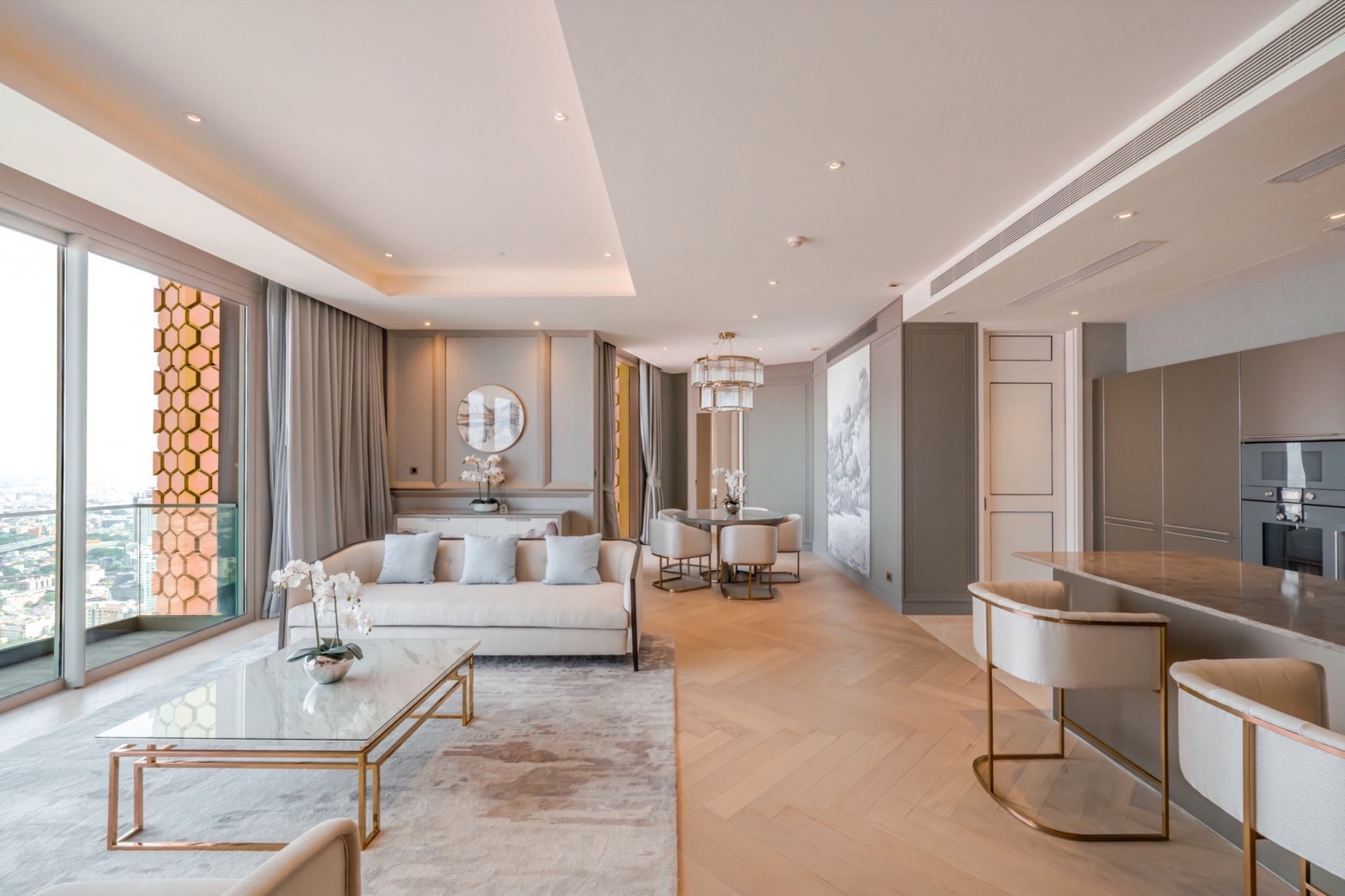 The Residences at Mandarin Oriental Bangkok: 3bed 4bath Size 223.98 sqm. Sell 169,000,000 Rent: 600,000/mth. Am: 0656199198