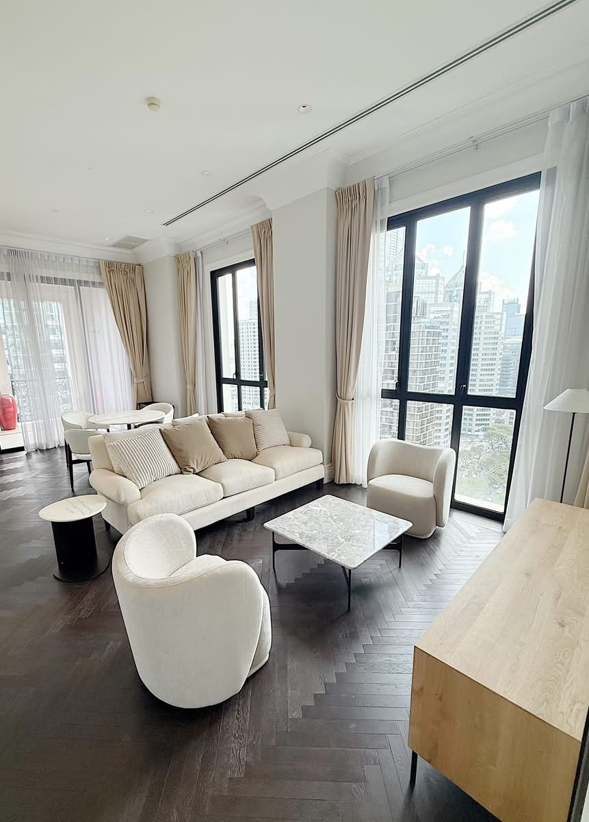 98 Wireless: 121.04sqm 2bed 3bath embassy view 280,000/mth Am: 0656199198