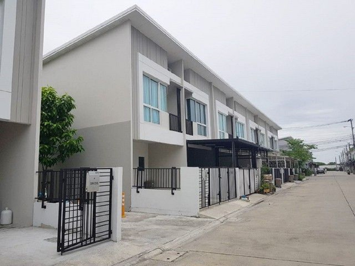 ซิตี้เซนส์-เพชรเกษม